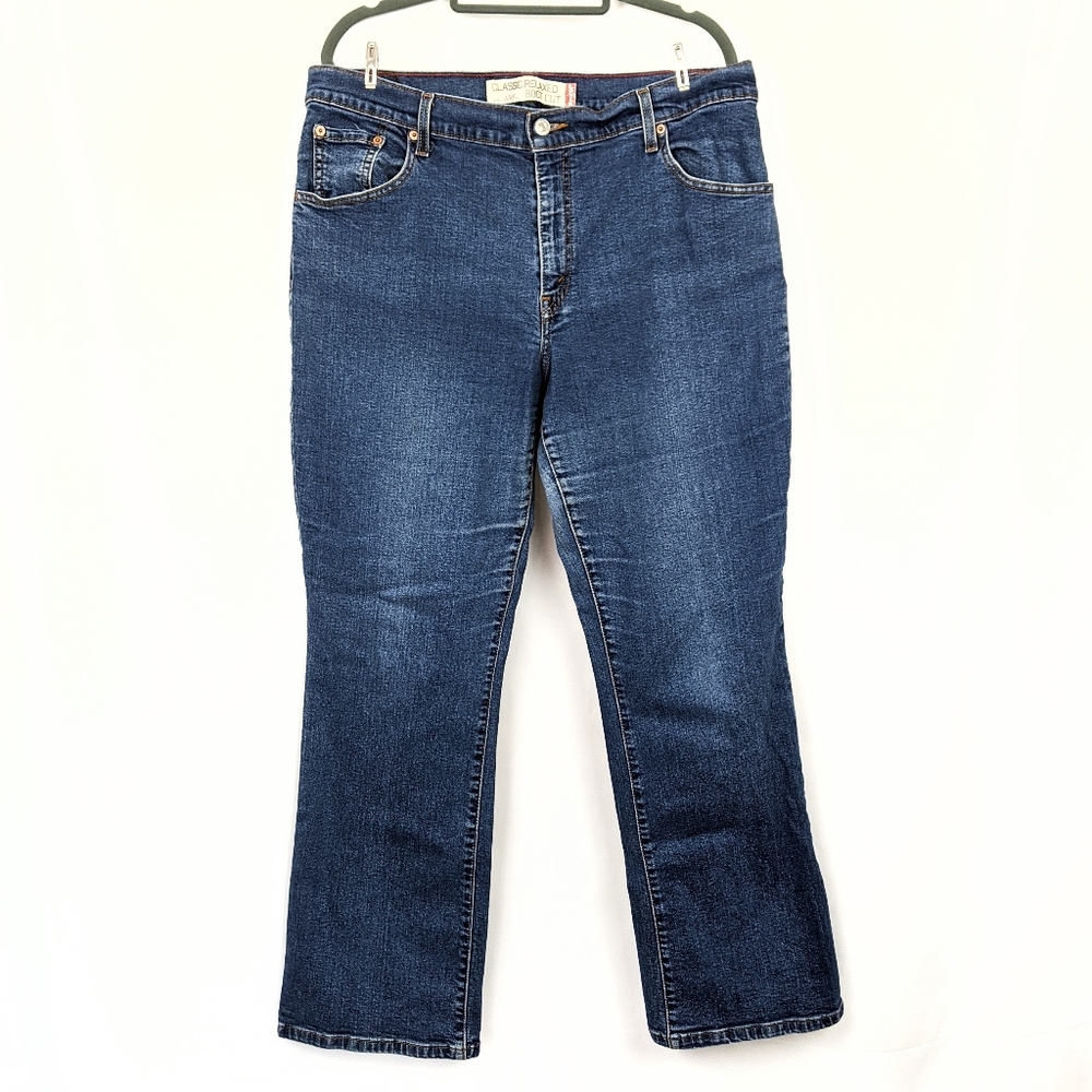 LEVI'S 303 Classic Relaxed Bootcut Jeans